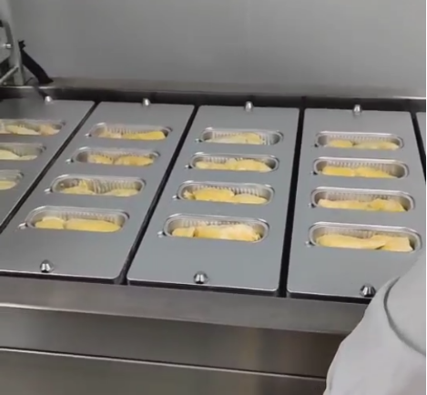 latest company case about Weighing Machine + Sealing Machine for Frozen Durian  5